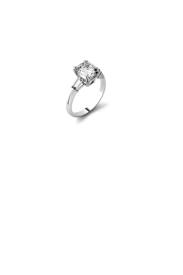 MOISSANITE ENGAGEMENT RING 8MM